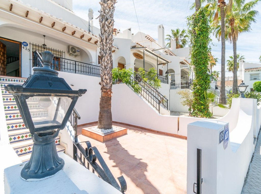 Alquiler - Villa - Orihuela Costa - Villamartín
