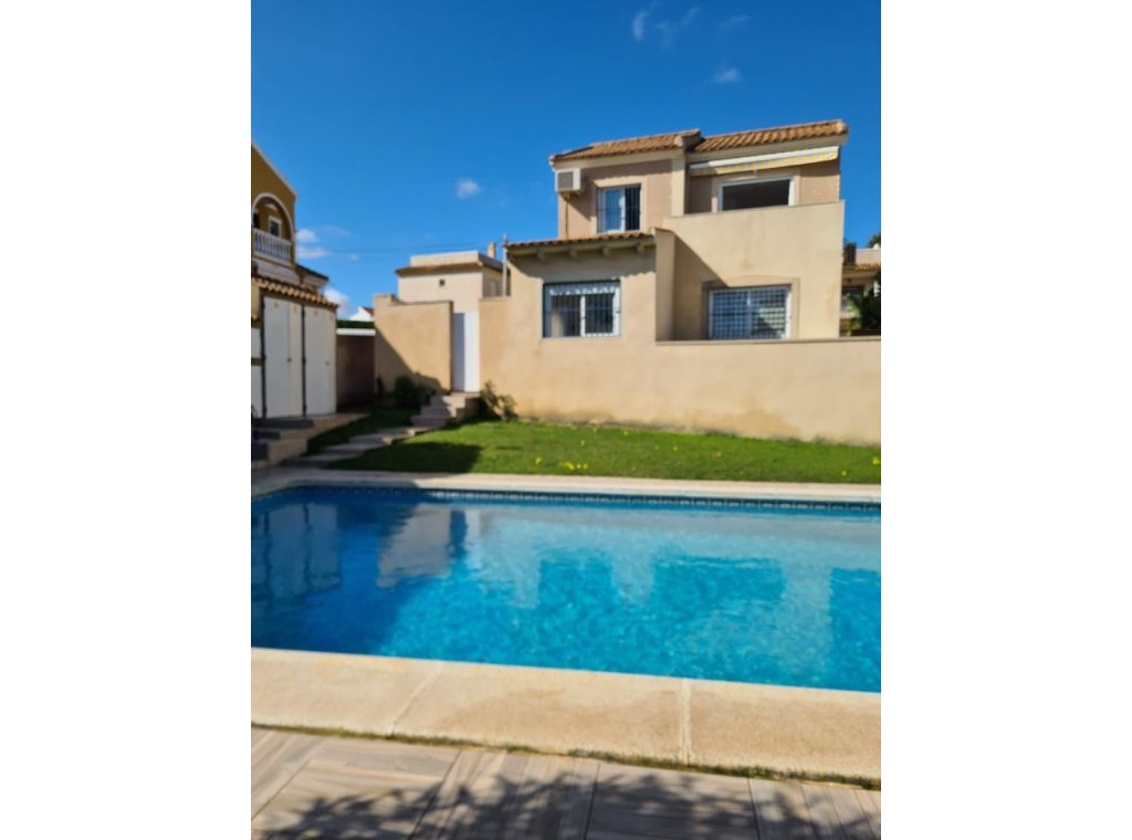 Alquiler - Villa - Orihuela Costa - Villamartín