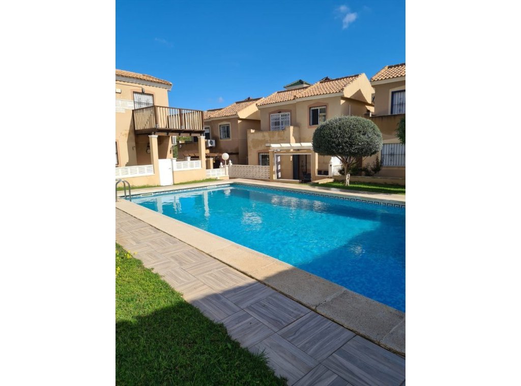 Alquiler - Villa - Orihuela Costa - Villamartín