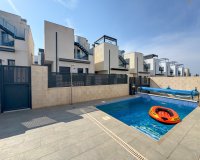 Alquiler - Villa - Orihuela Costa - Villamartín