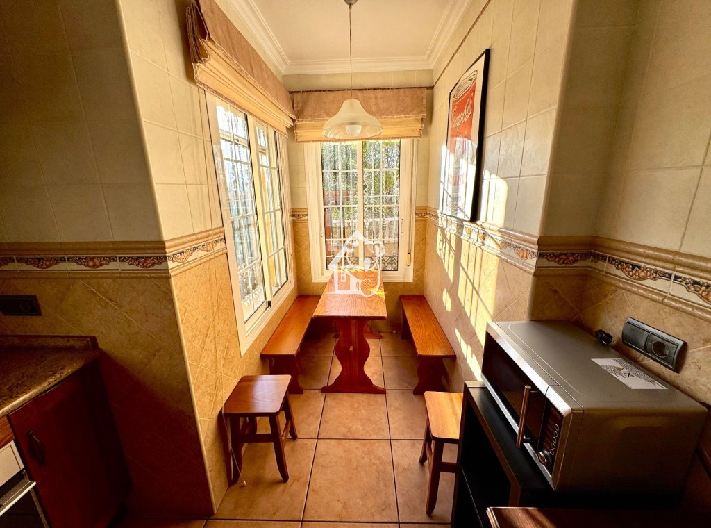 Alquiler - Villa - Orihuela