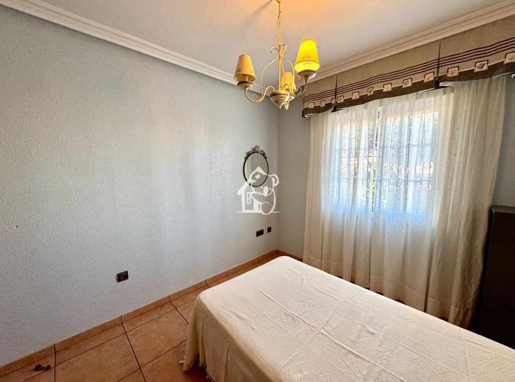 Alquiler - Villa - Orihuela