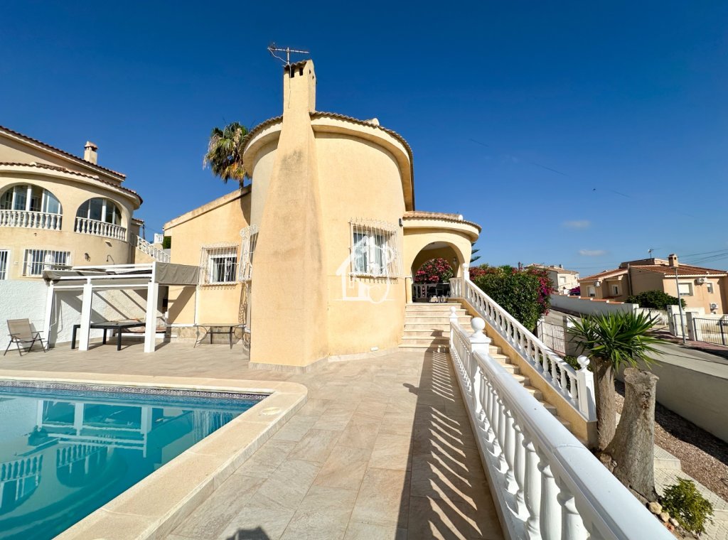Alquiler - Villa - Rojales - Ciudad Quesada