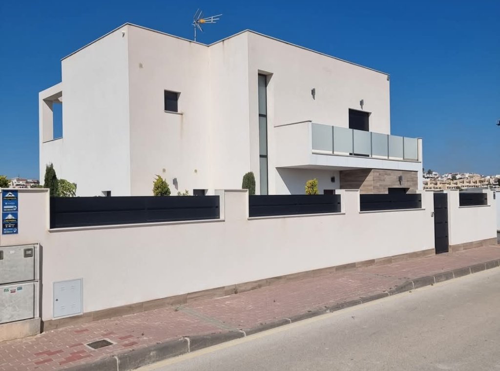 Alquiler - Villa - San Fulgencio
