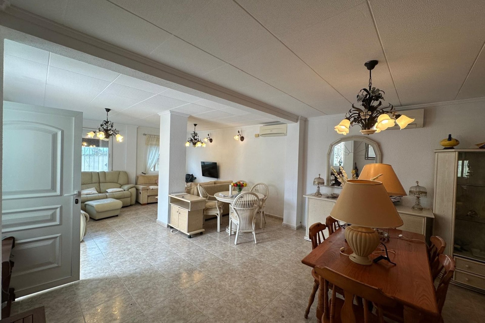 Alquiler - Villa - Torrevieja - La Siesta - El Salado -  Torreta