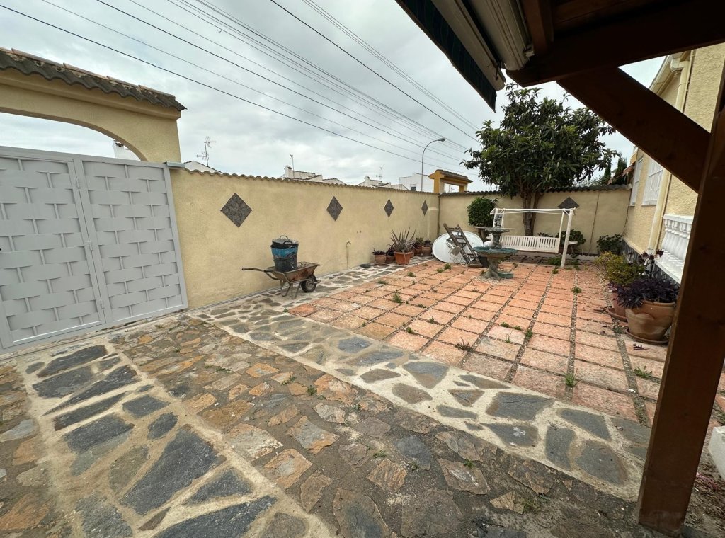Alquiler - Villa - Torrevieja - La Siesta - El Salado -  Torreta