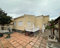Alquiler - Villa - Torrevieja - La Siesta - El Salado -  Torreta