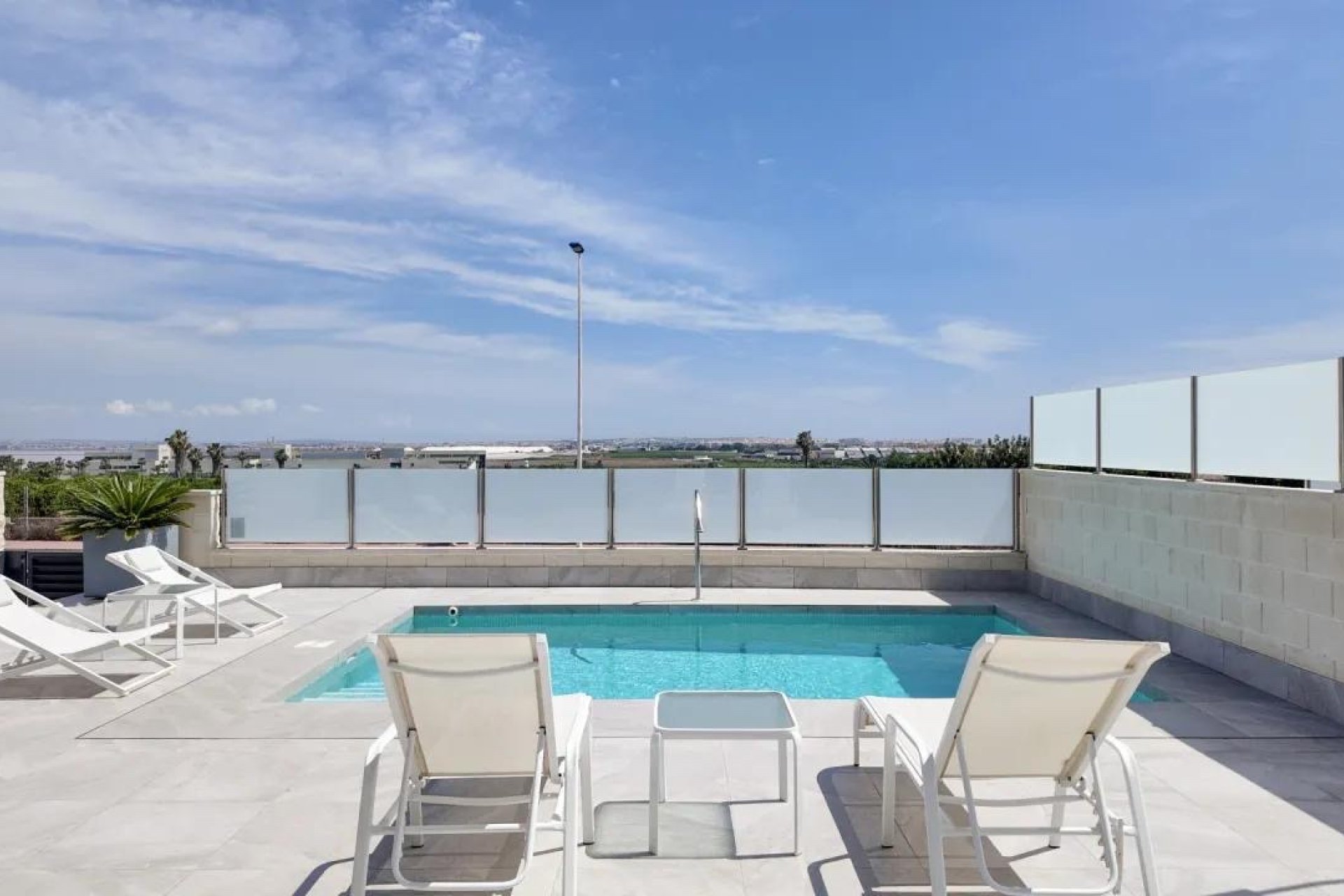 Alquiler - Villa - Torrevieja - Los Balcones - Los Altos del Edén