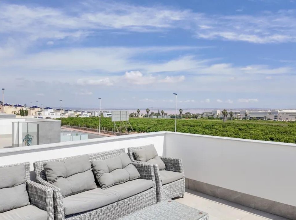 Alquiler - Villa - Torrevieja - Los Balcones - Los Altos del Edén