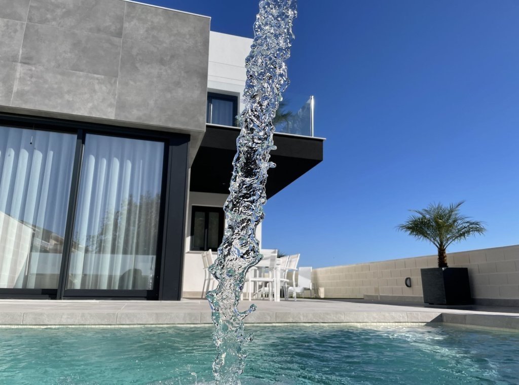 Alquiler - Villa - Torrevieja - Los Balcones - Los Altos del Edén