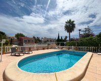 Alquiler - Villa - Torrevieja - Los Balcones - Los Altos del Edén