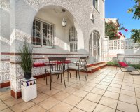 Alquiler - Villa - Torrevieja - Nueva Torrevieja - Aguas Nuevas