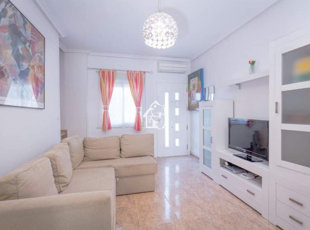 Alquiler - Villa - Torrevieja - Torrelamata - La Mata