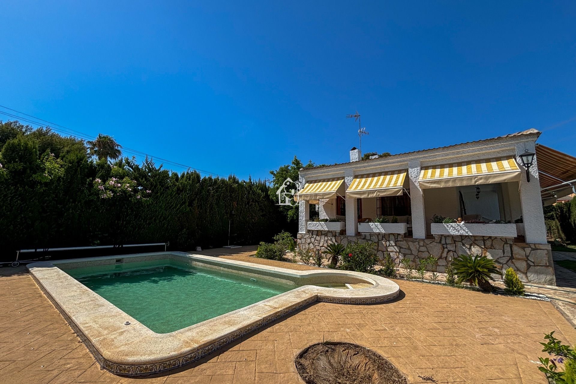 Alquiler - Villa - Torrevieja - Torrevieja Centro