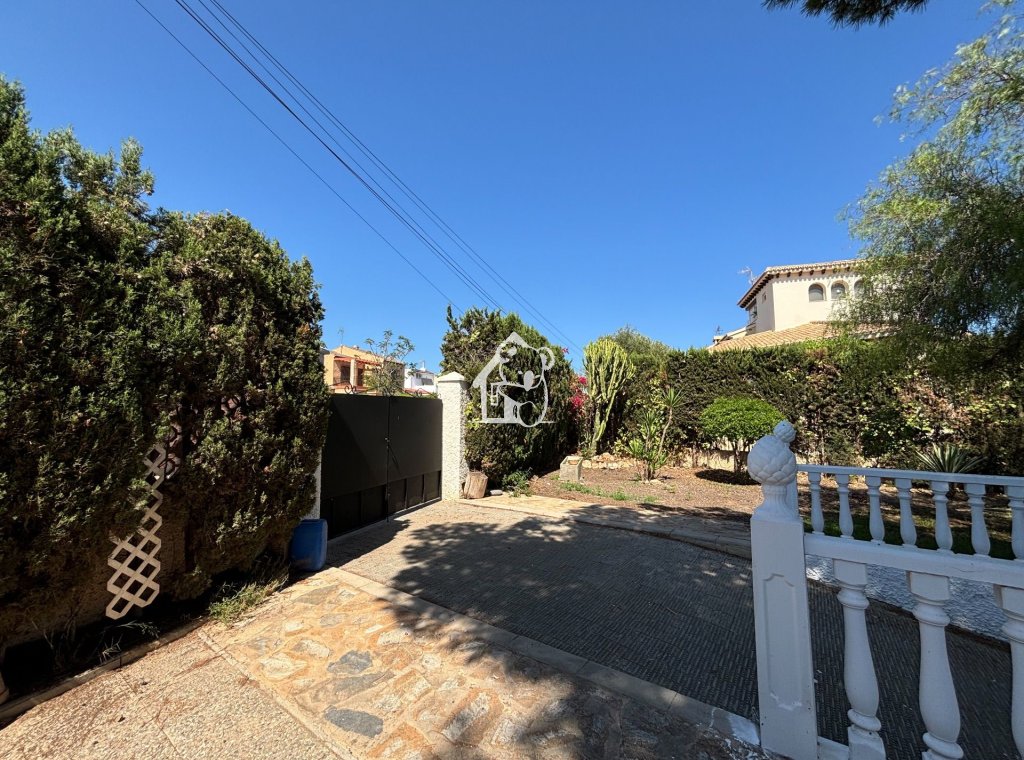 Alquiler - Villa - Torrevieja - Torrevieja Centro