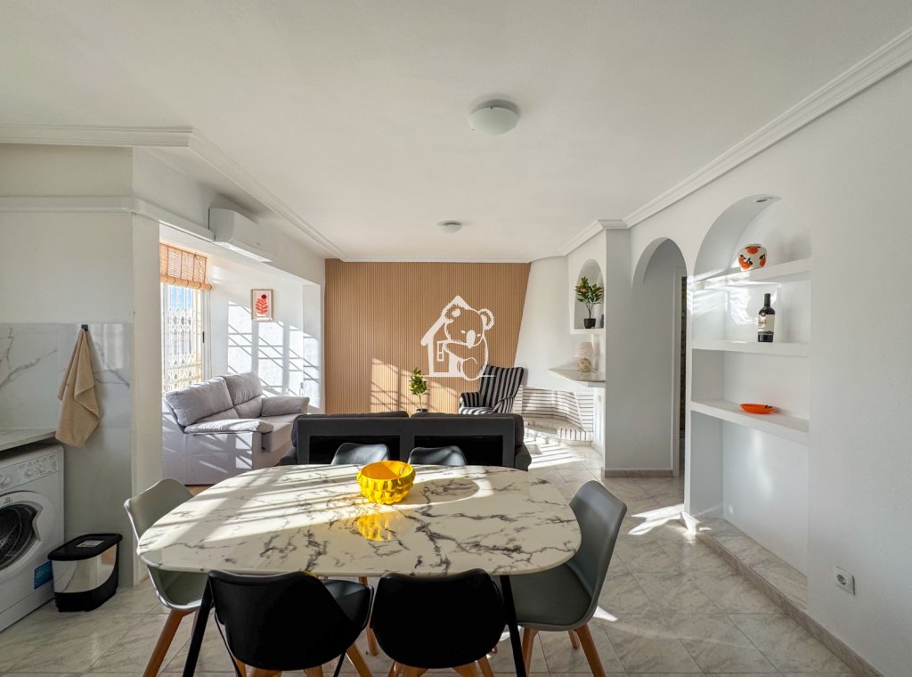 Alquiler - Villa - Torrevieja