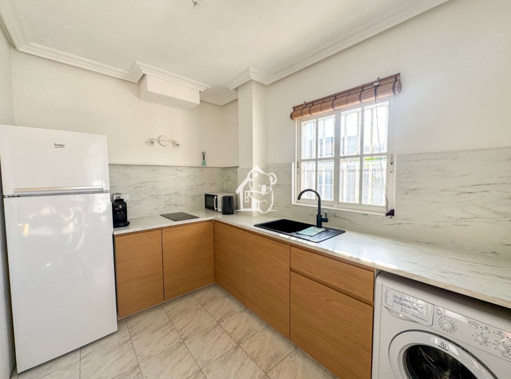 Alquiler - Villa - Torrevieja