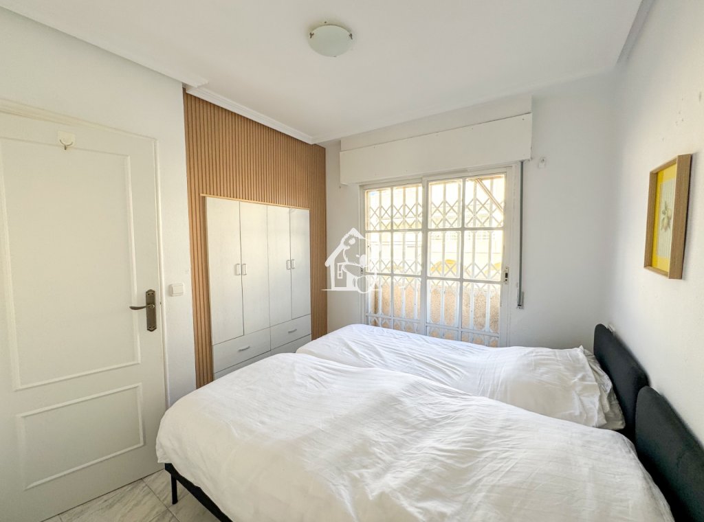 Alquiler - Villa - Torrevieja