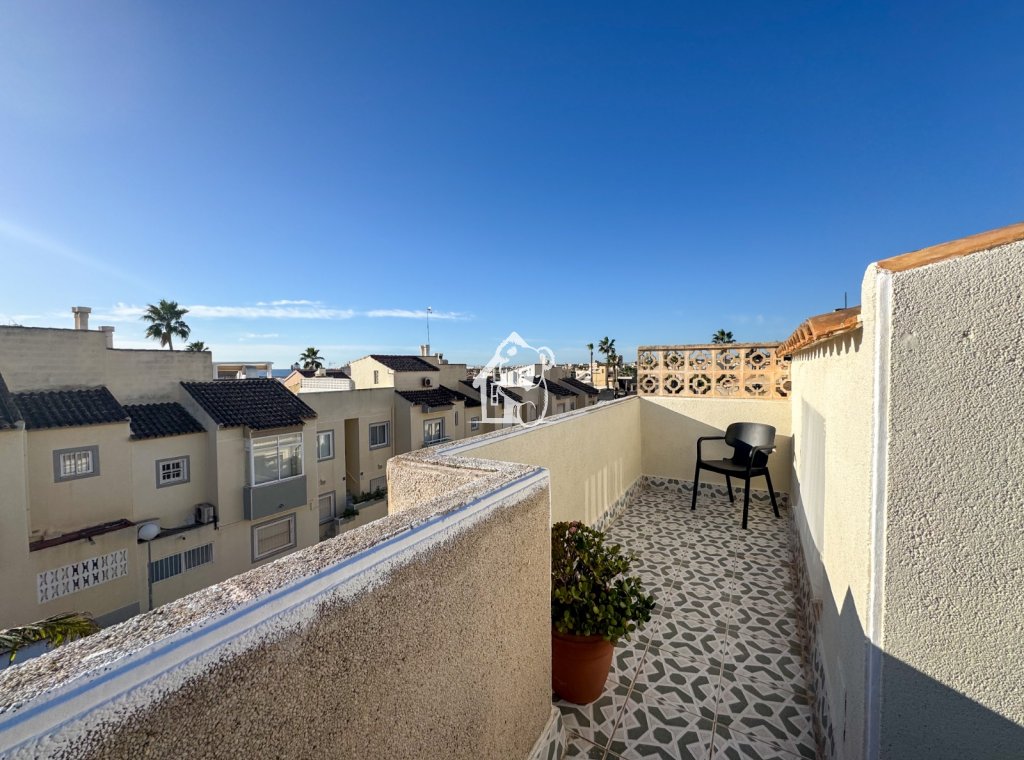 Alquiler - Villa - Torrevieja