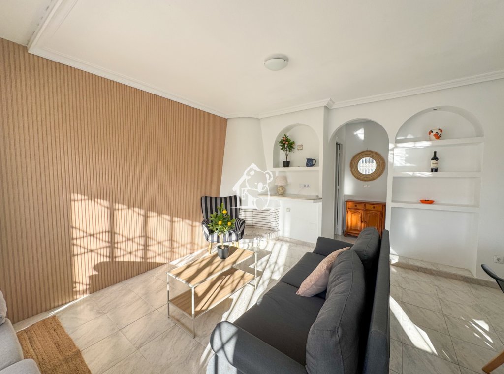 Alquiler - Villa - Torrevieja