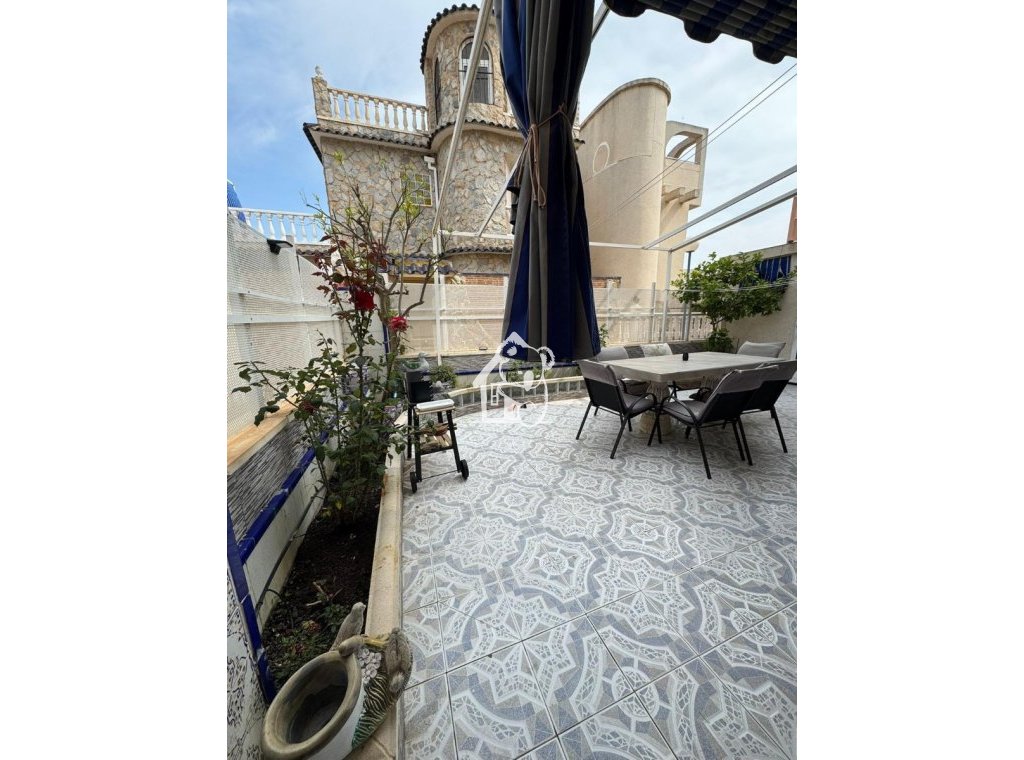 Alquiler - Villa - Torrevieja