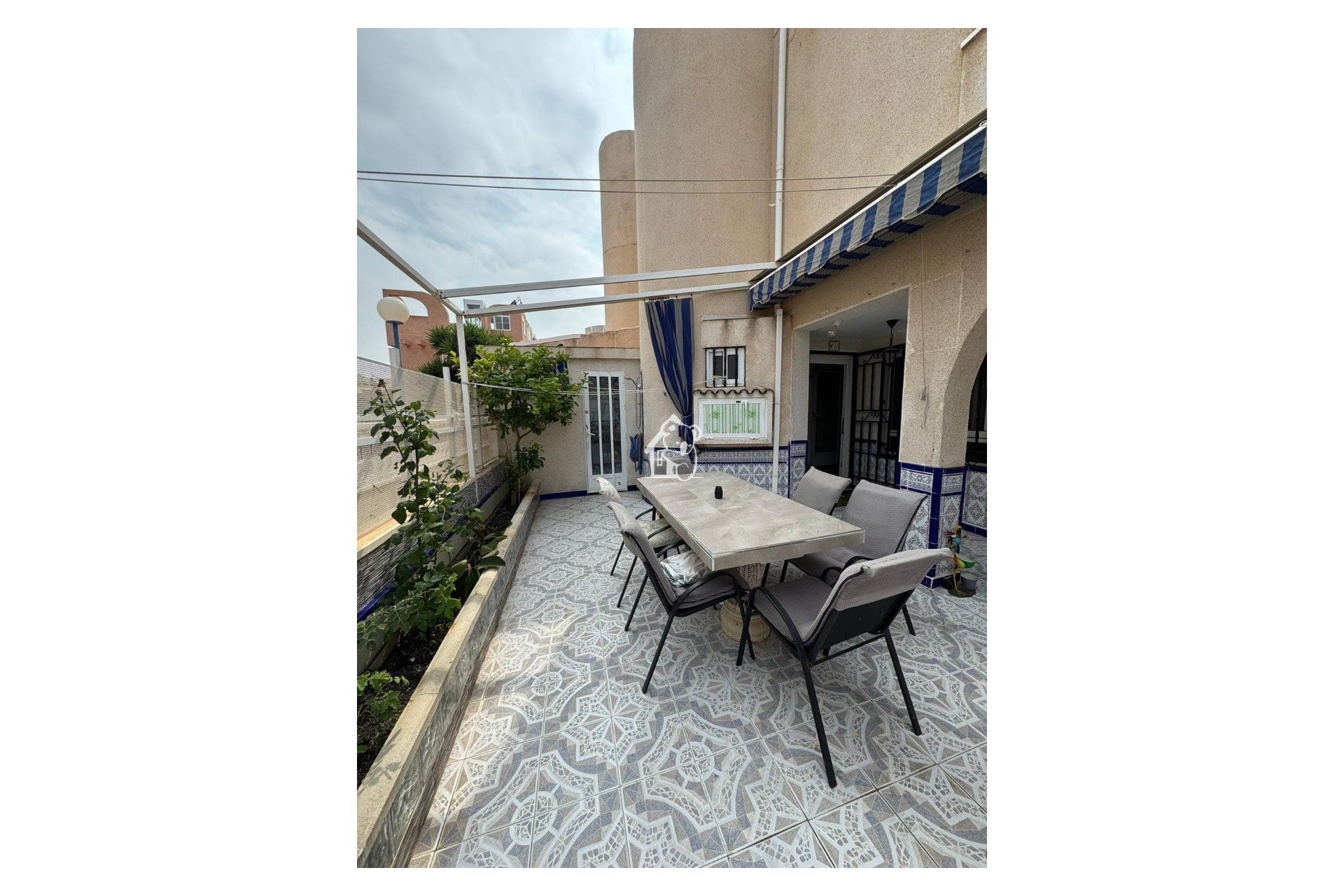 Alquiler - Villa - Torrevieja