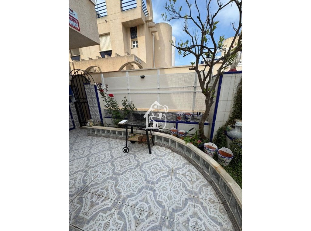 Alquiler - Villa - Torrevieja