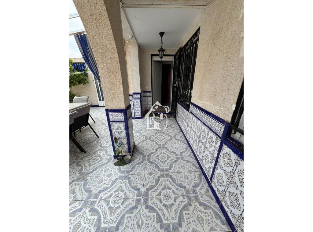 Alquiler - Villa - Torrevieja