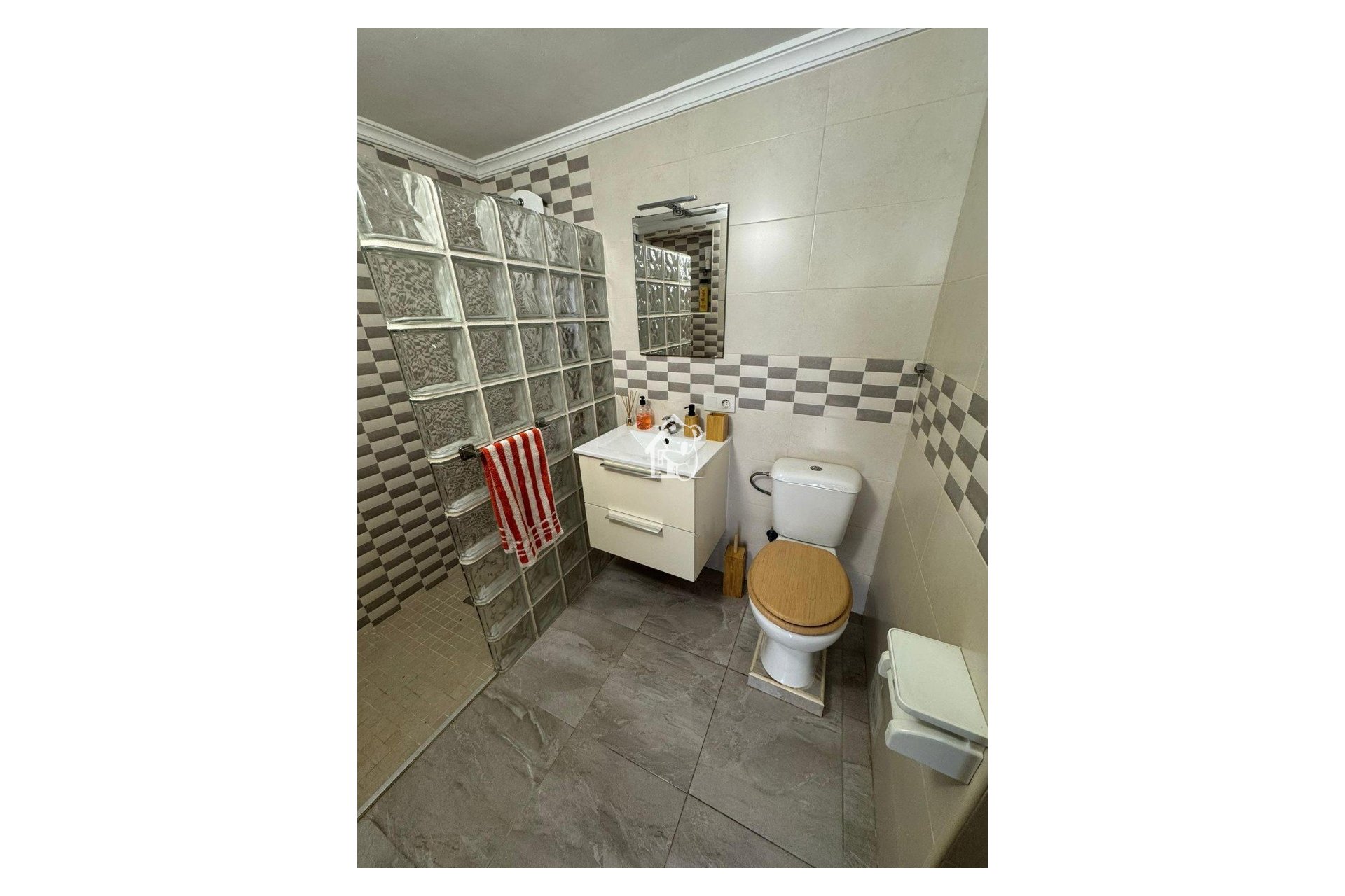 Alquiler - Villa - Torrevieja