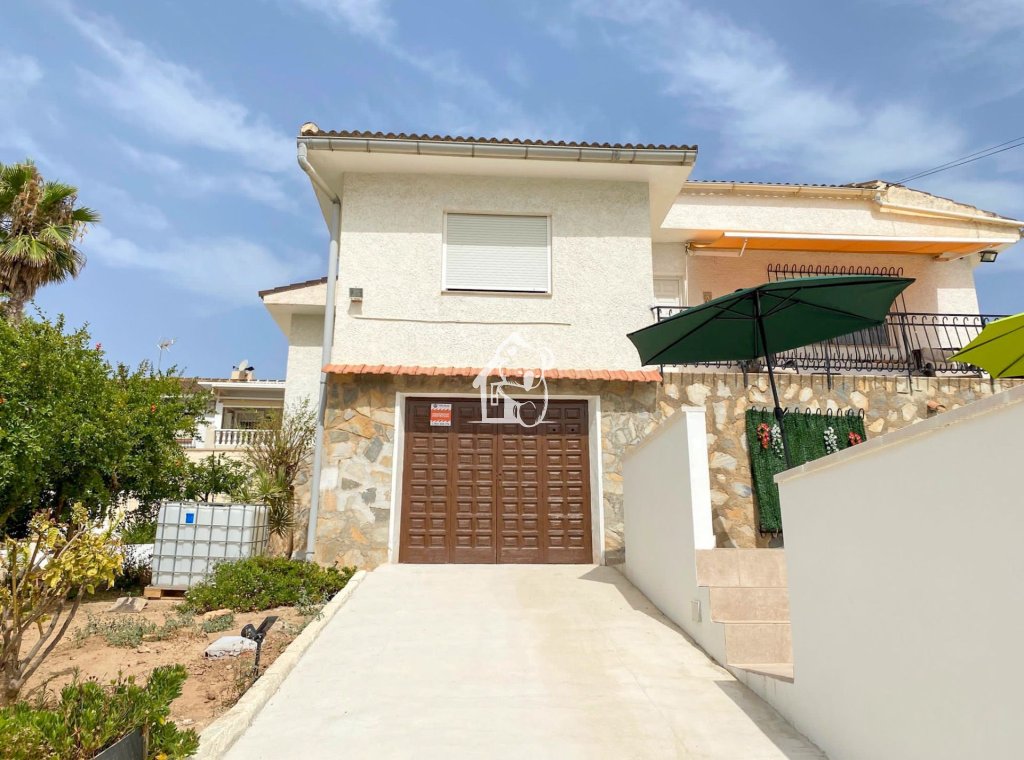 Alquiler - Villa - Torrevieja