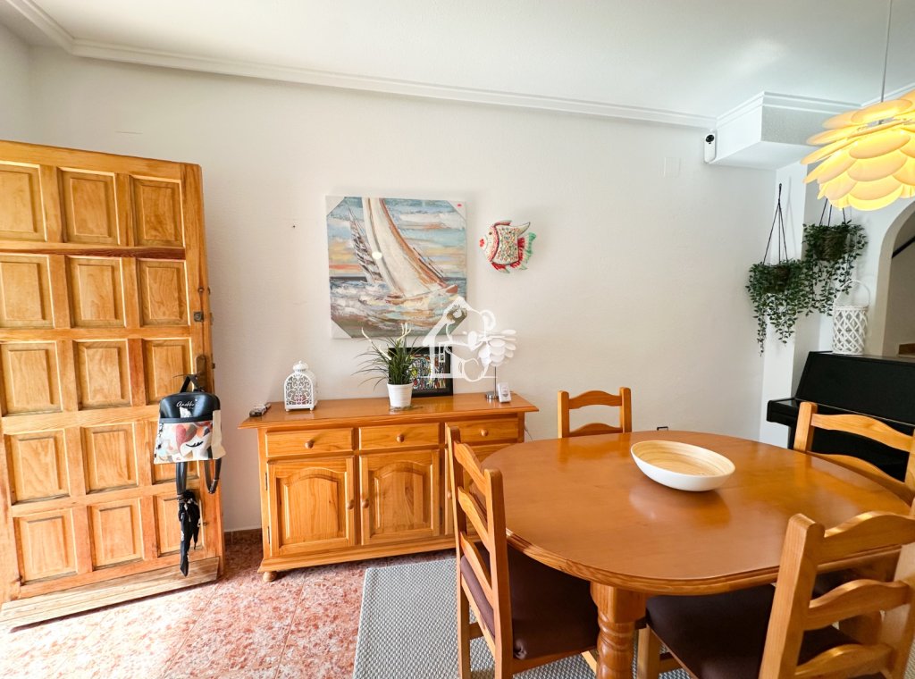 Alquiler - Villa - Torrevieja