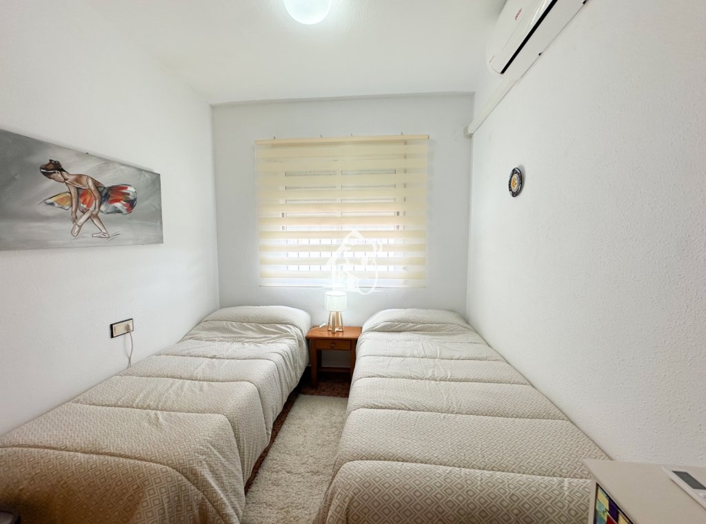 Alquiler - Villa - Torrevieja