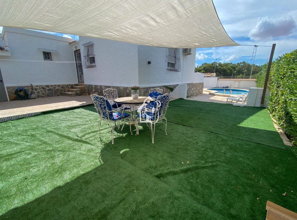 Alquiler - Villa - Torrevieja