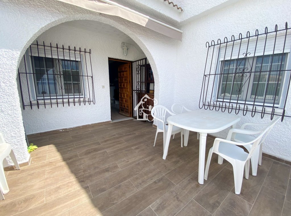 Alquiler - Villa - Torrevieja