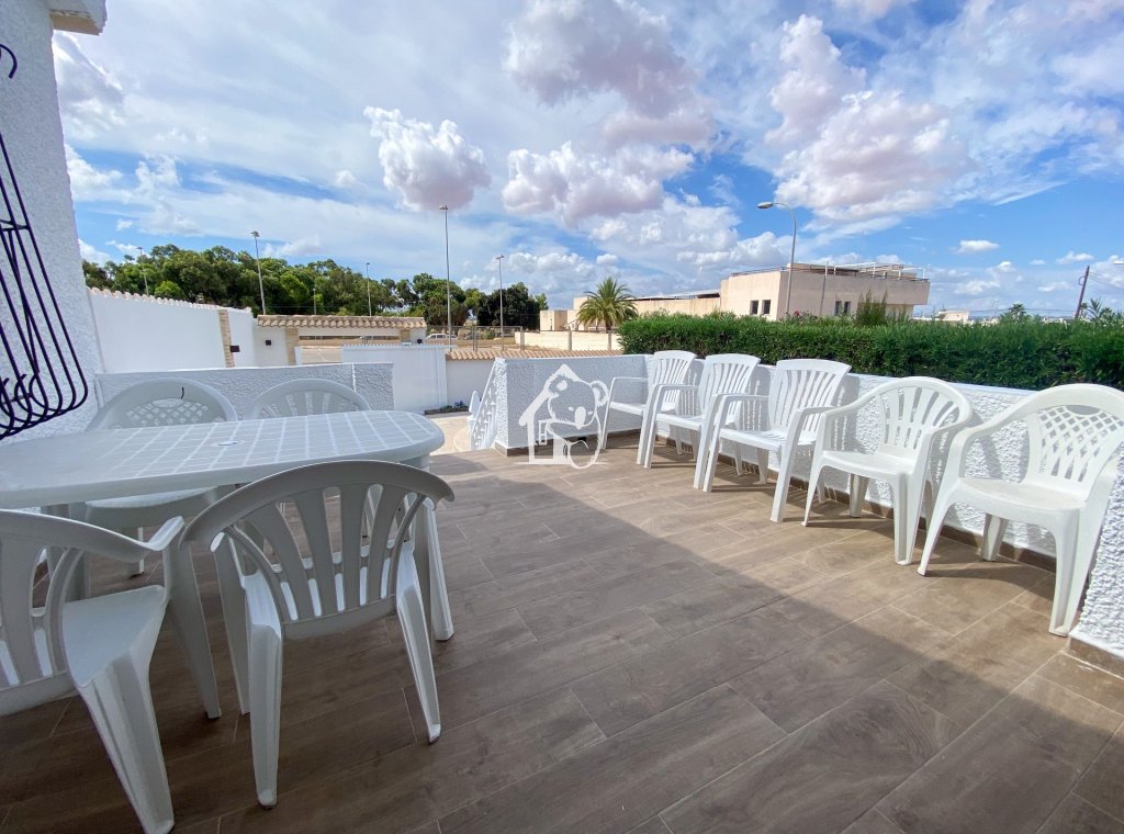 Alquiler - Villa - Torrevieja