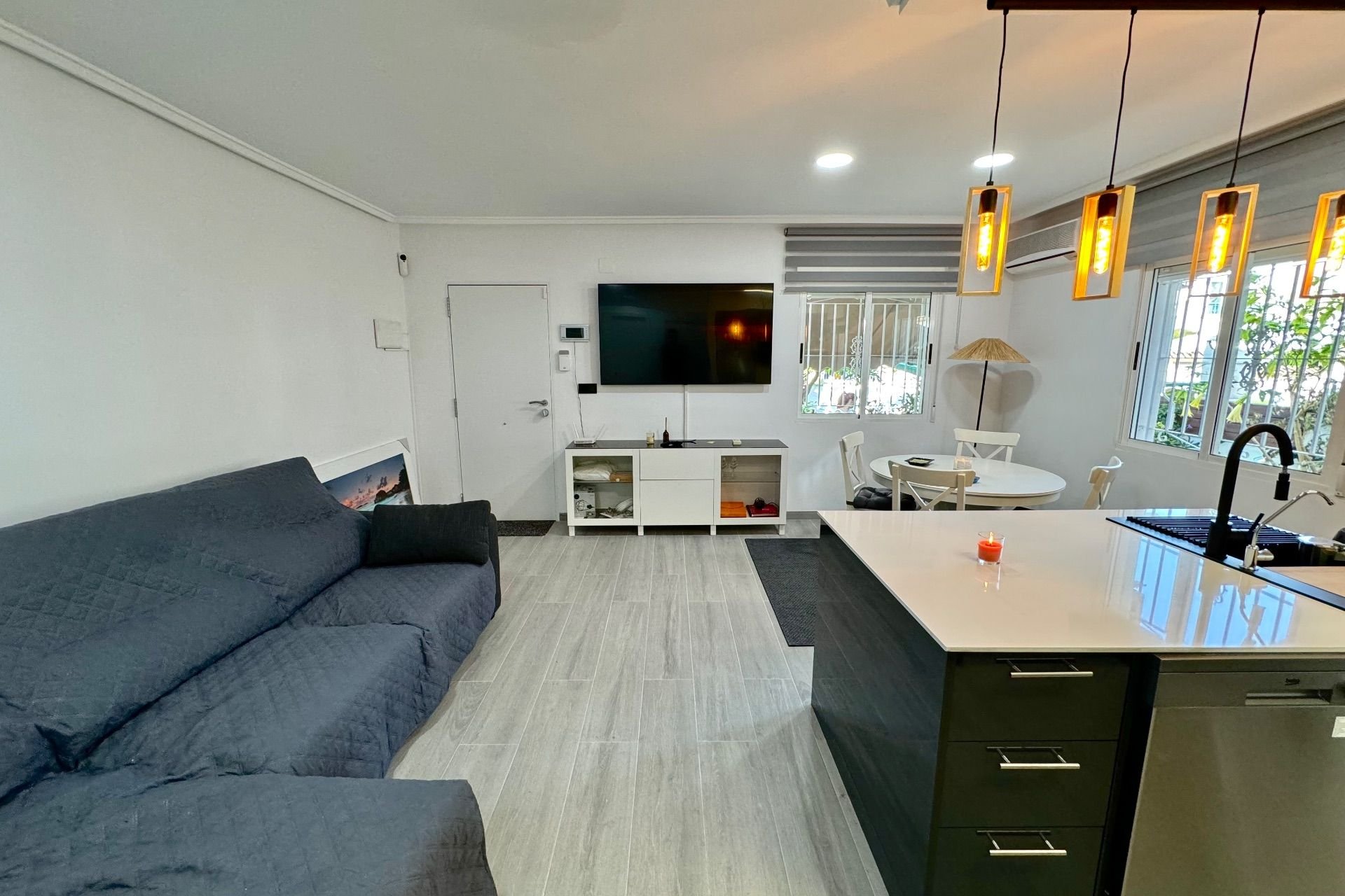 Alquiler - Villa - Torrevieja