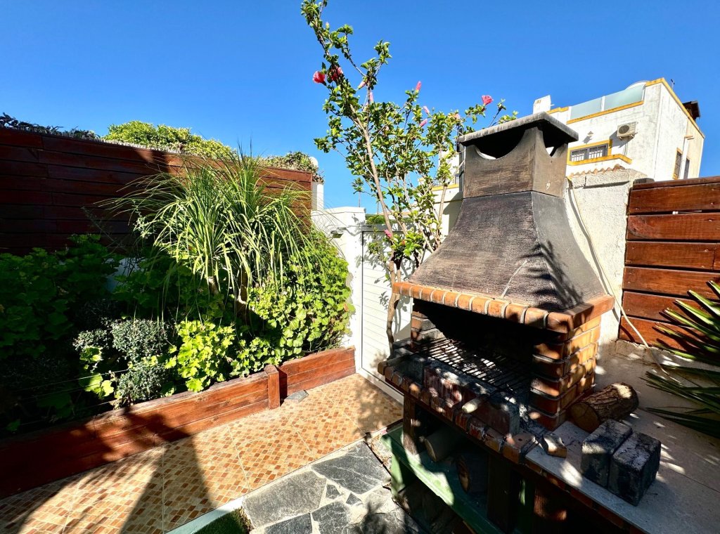 Alquiler - Villa - Torrevieja