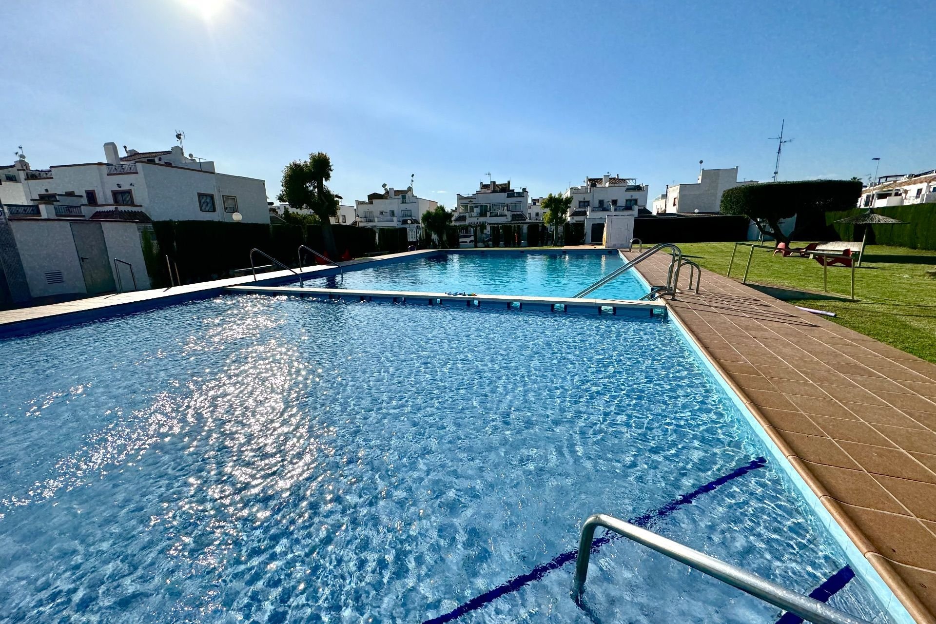 Alquiler - Villa - Torrevieja