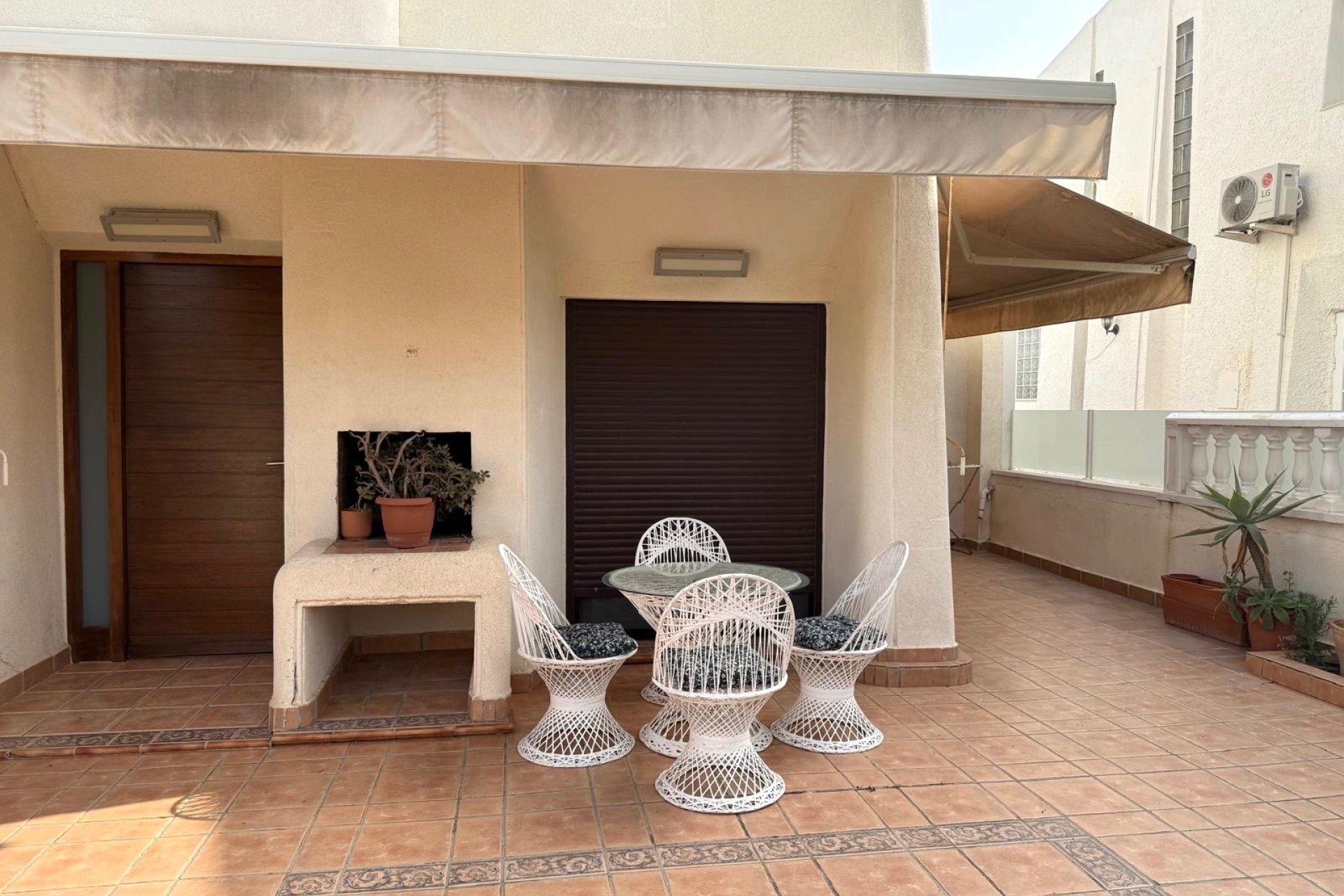 Alquiler - Villa - Torrevieja