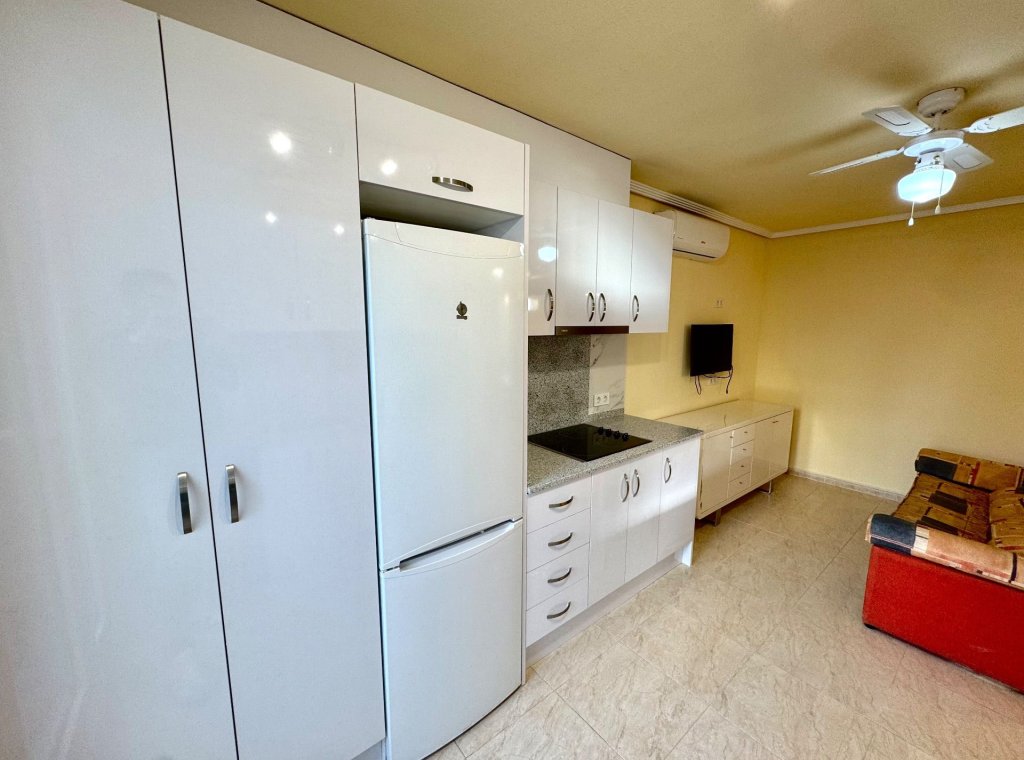 Alquiler - Villa - Urbanización El Raso