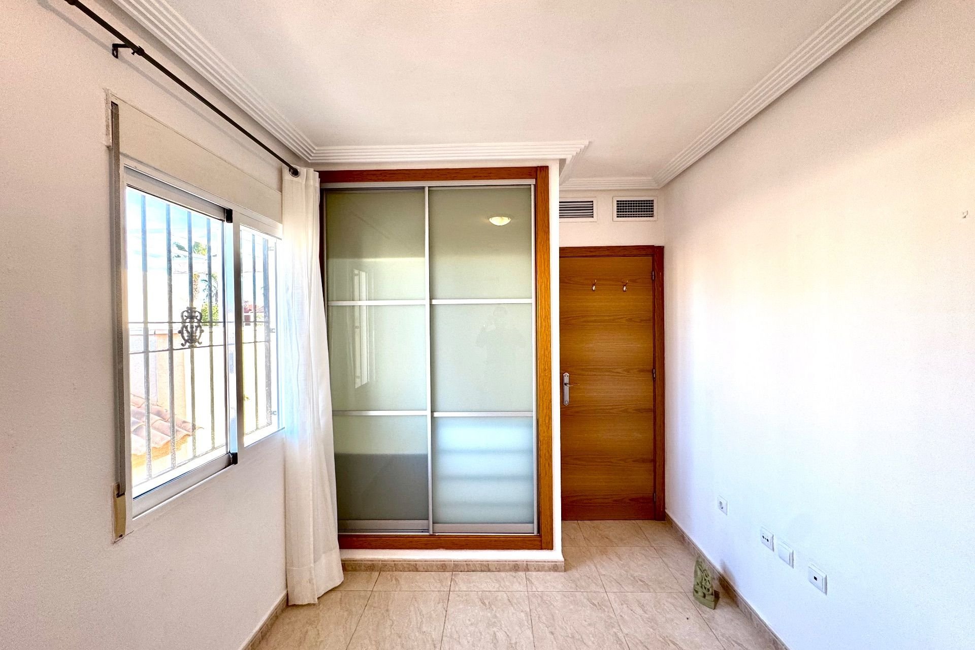 Alquiler - Villa - Urbanización El Raso