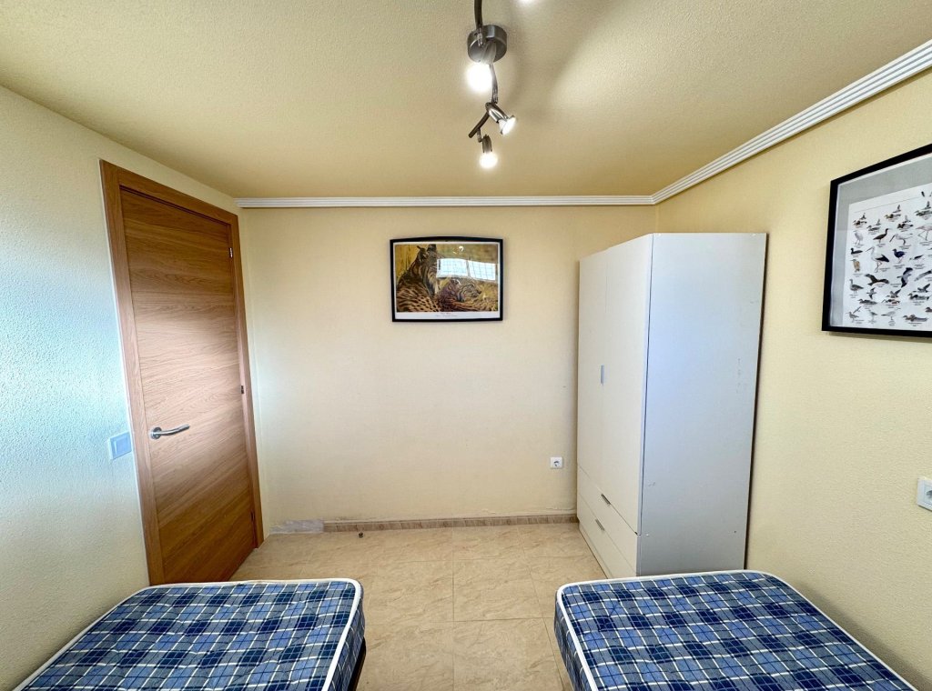 Alquiler - Villa - Urbanización El Raso