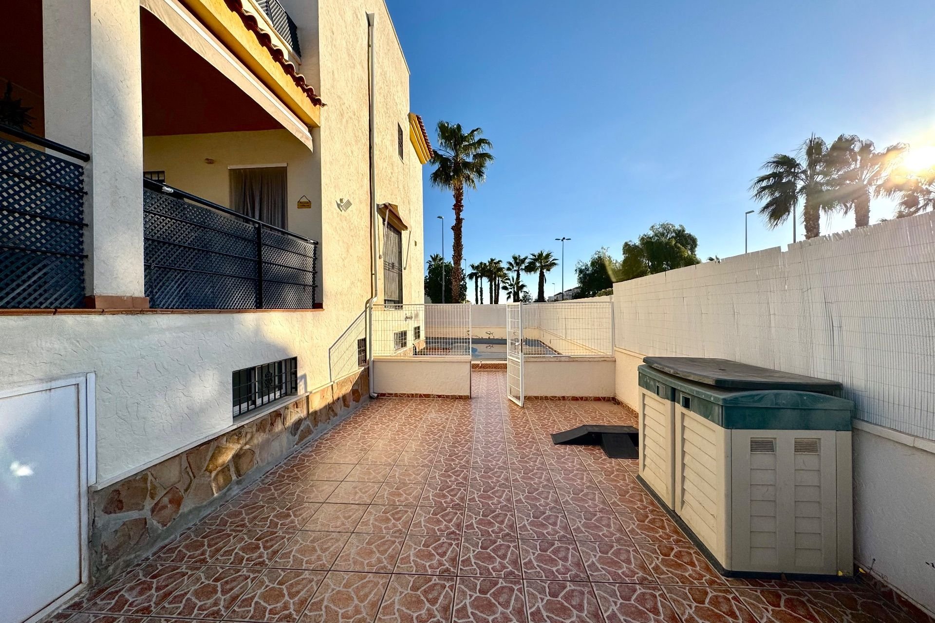 Alquiler - Villa - Urbanización El Raso