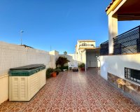 Alquiler - Villa - Urbanización El Raso