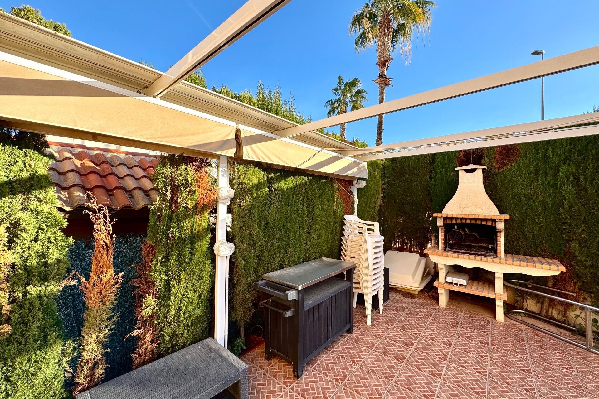 Alquiler - Villa - Urbanización El Raso