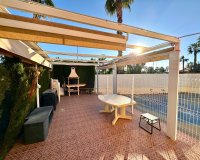 Alquiler - Villa - Urbanización El Raso