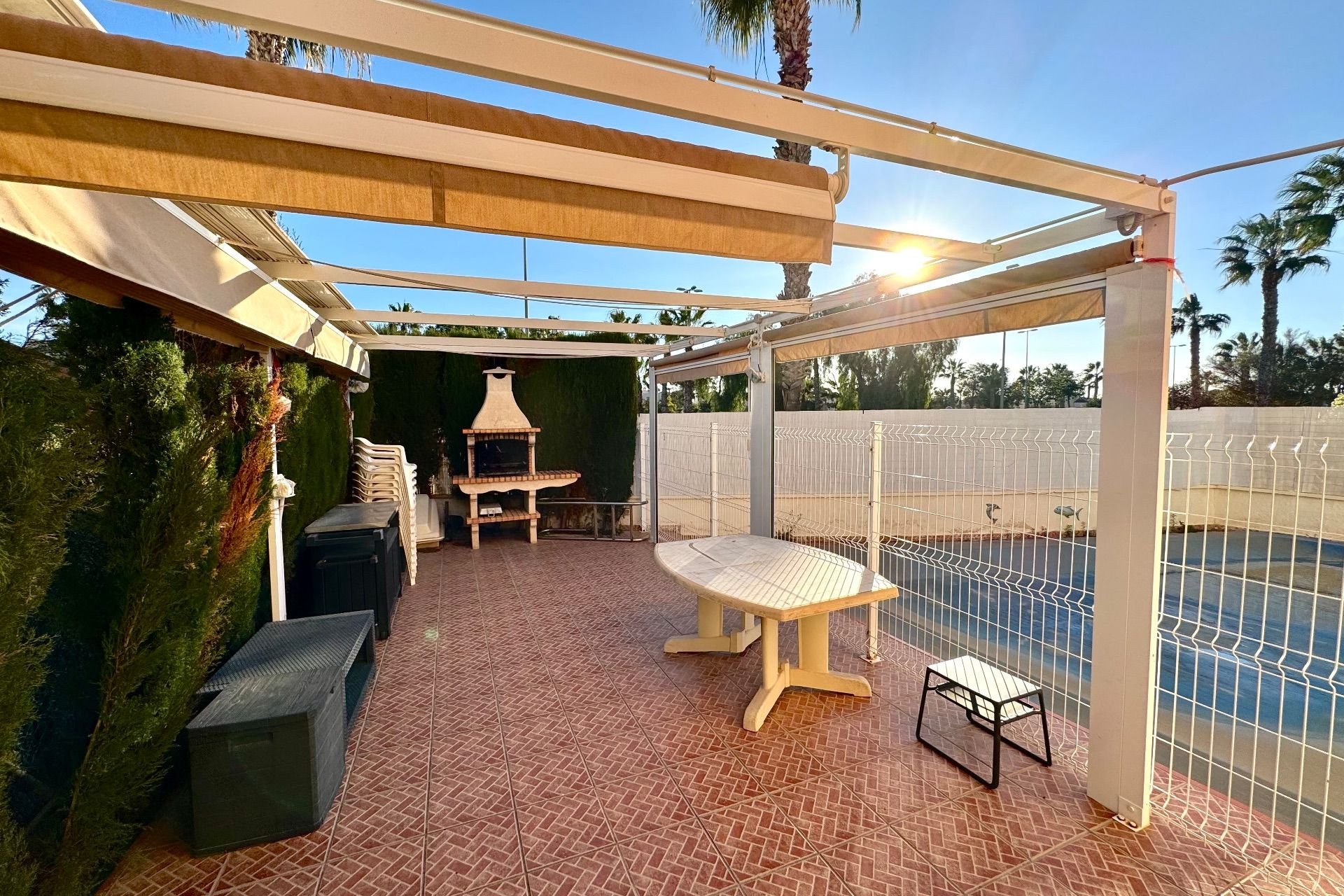 Alquiler - Villa - Urbanización El Raso