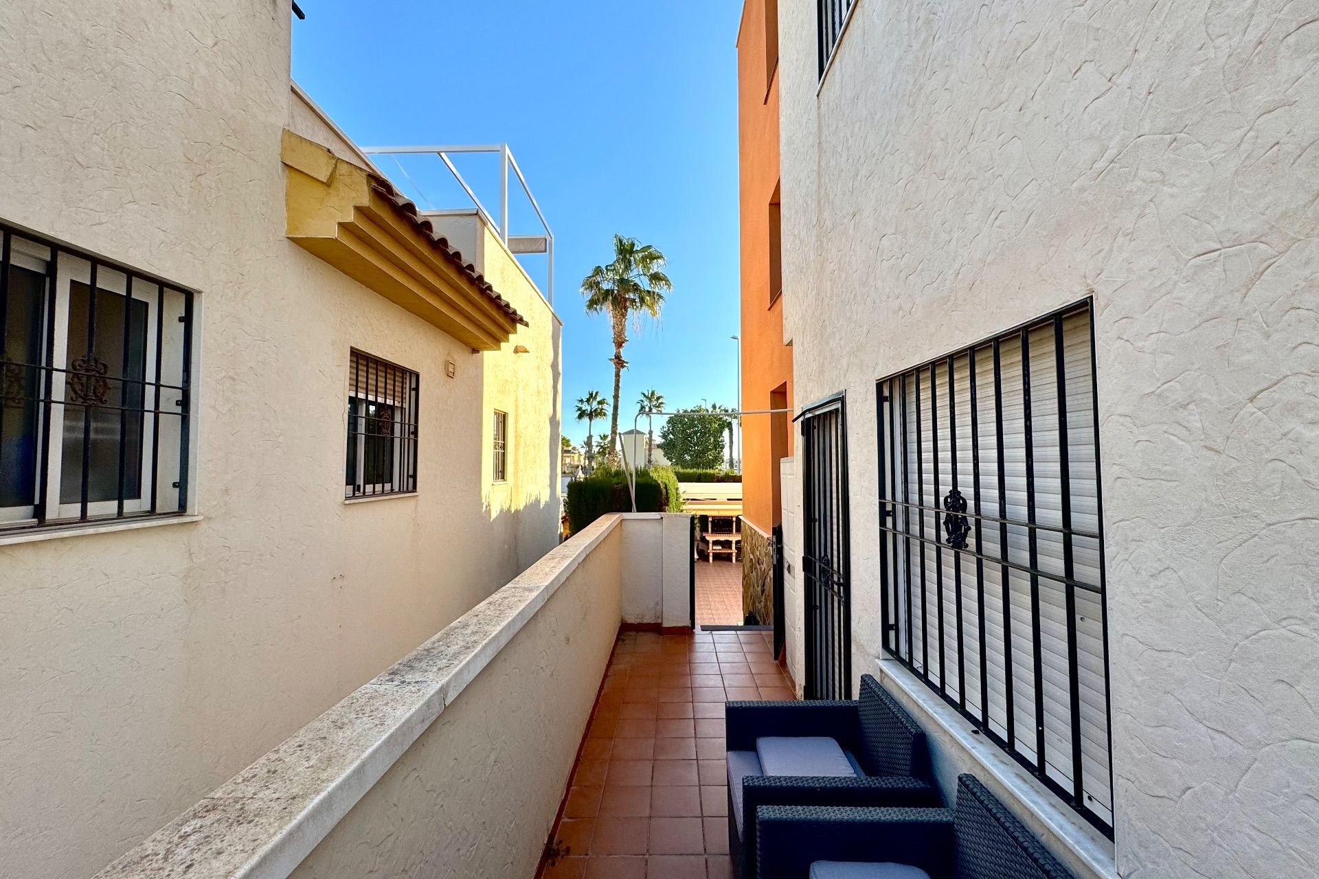 Alquiler - Villa - Urbanización El Raso