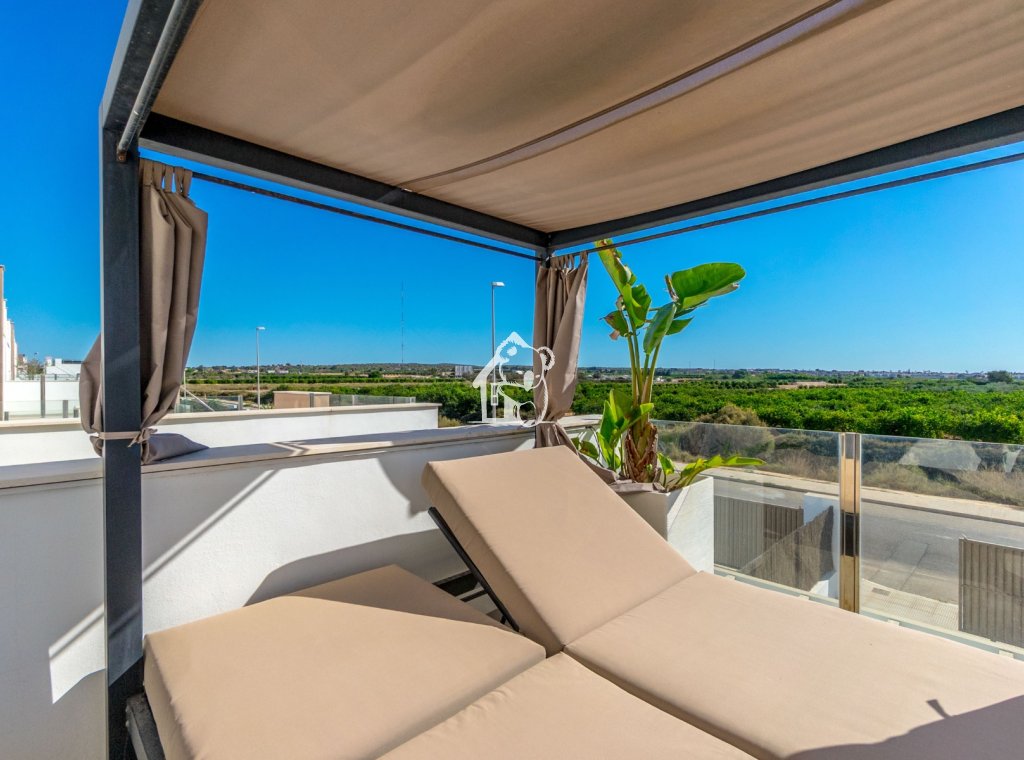 Alquiler - Villa - Urbanización El Raso