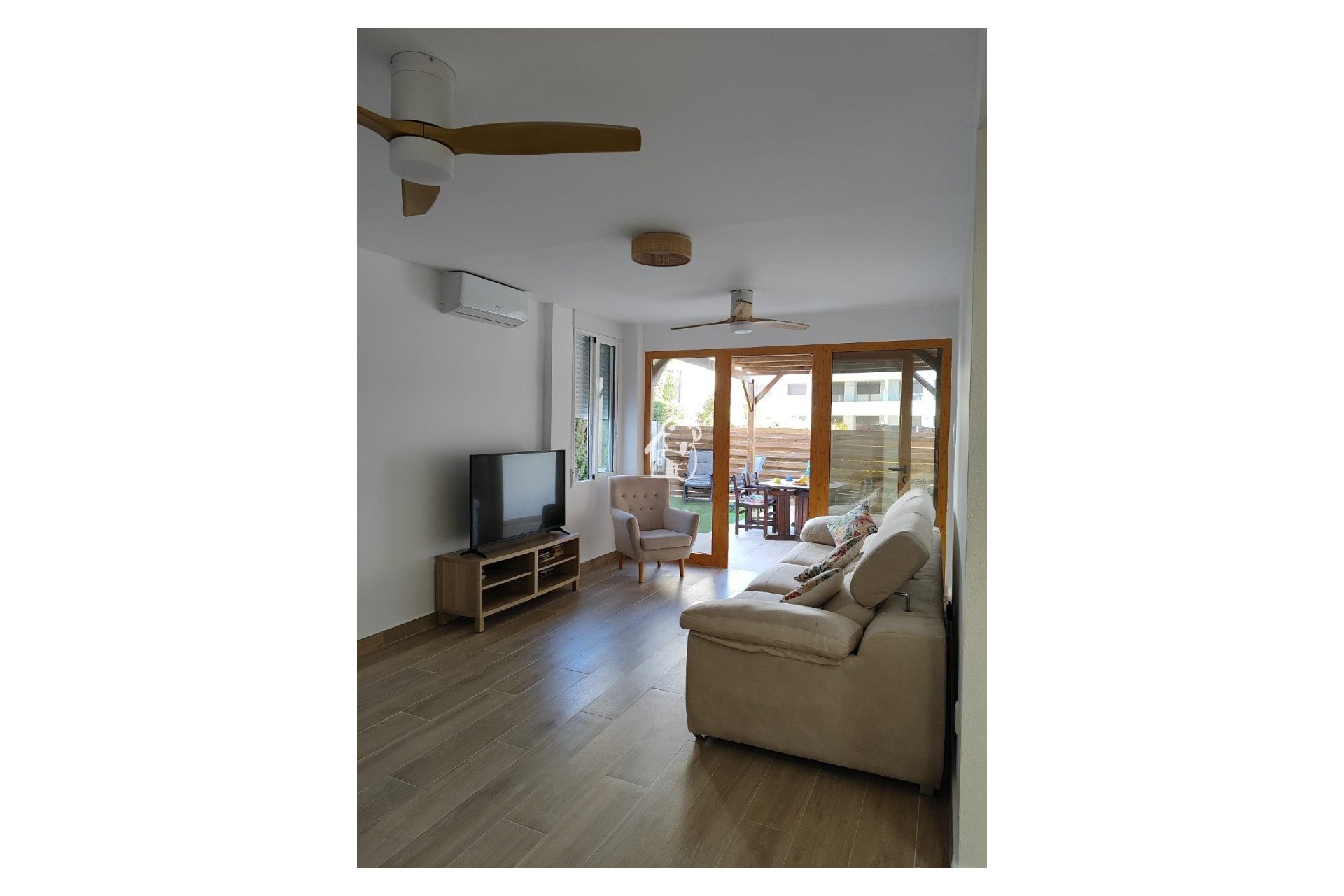 Арендовать - Квартира / квартира - Orihuela Costa - Playa Flamenca